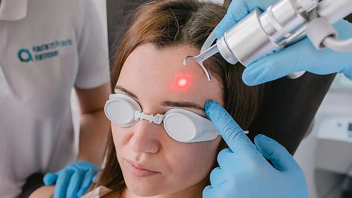 Lasertherapie der Haut in der HautarztPraxis Hannover